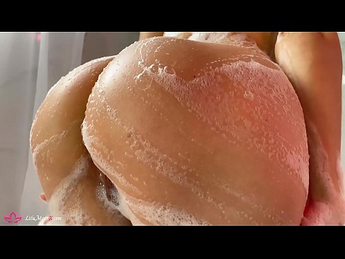 ❤️ Bruneta își masturbează păsărica cu un vibrator până la orgasm intens în duș ❤️ at us ro.sexygirlspics-com.ru ❌